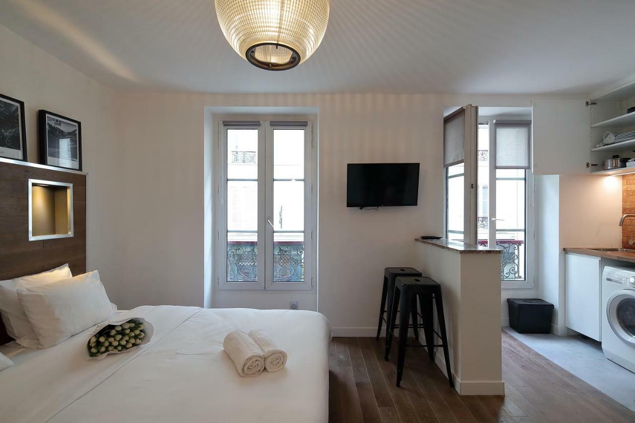 Апартаменты Studio De Charme Proche Tour Eiffel Et Rue Cler Париж Экстерьер фото